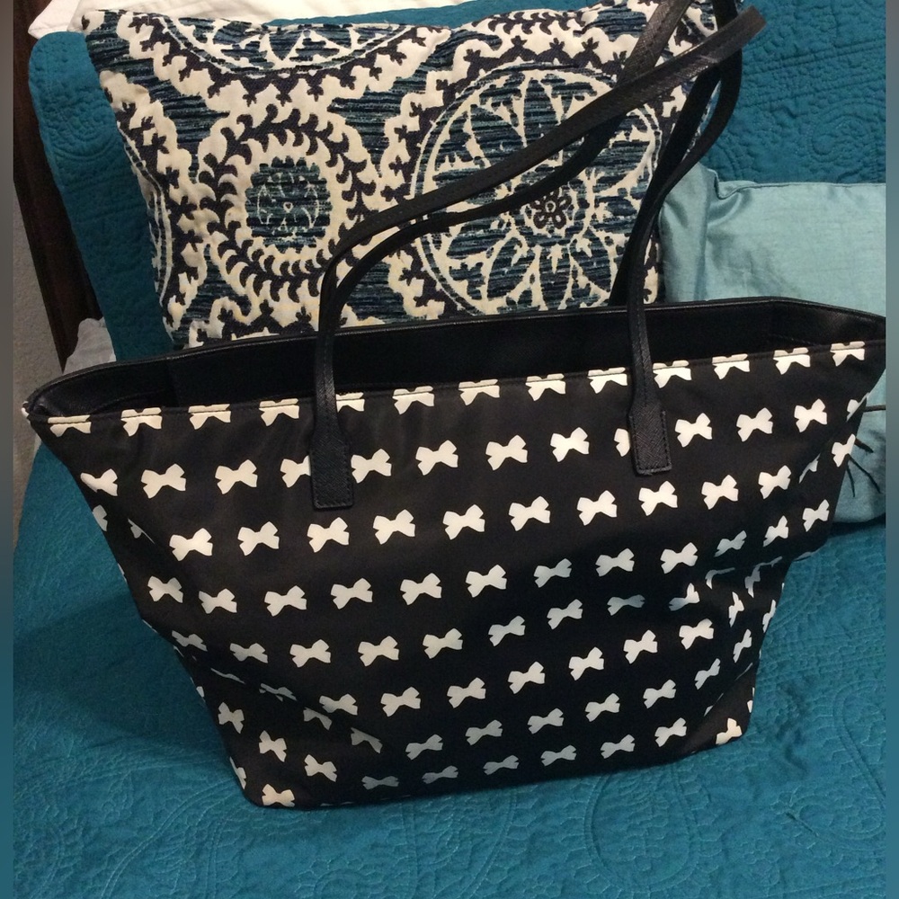 Kate Spade PreOwned New York Bows Margareta Large Tote